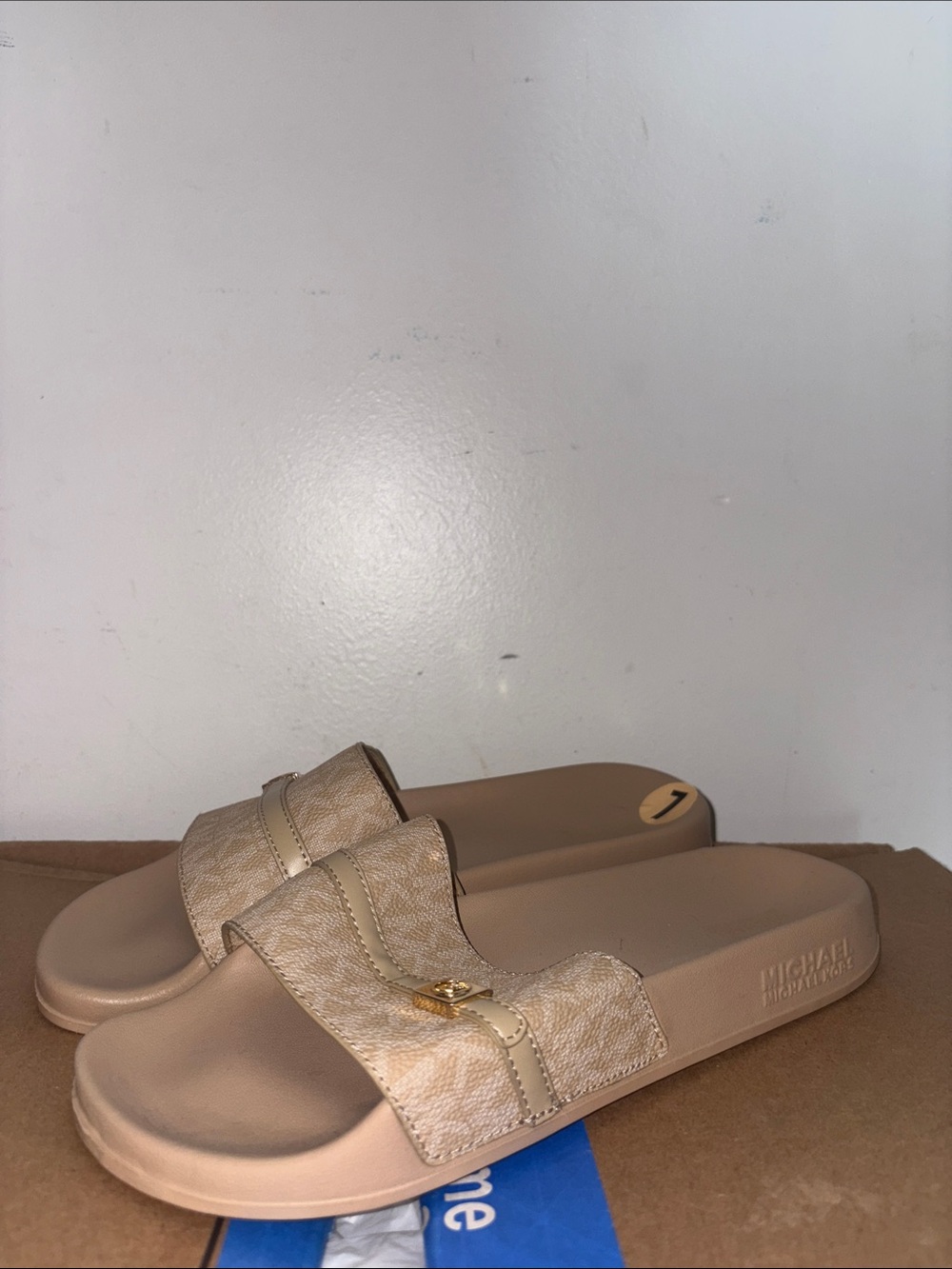Michael Kors pink Slide Sandals size 7M